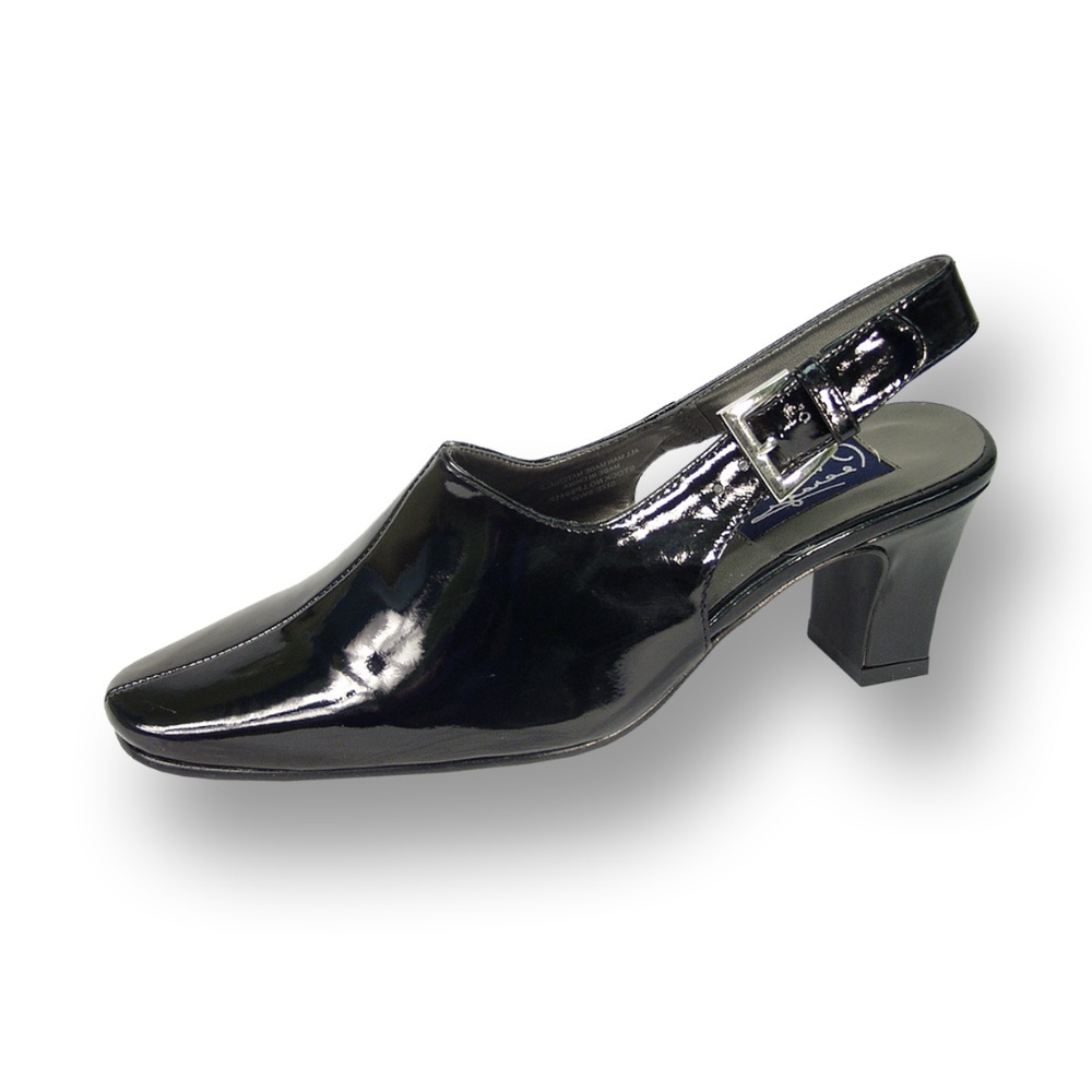 👠PEERAGE Dana Women Wide Width Shiny Pumps👠